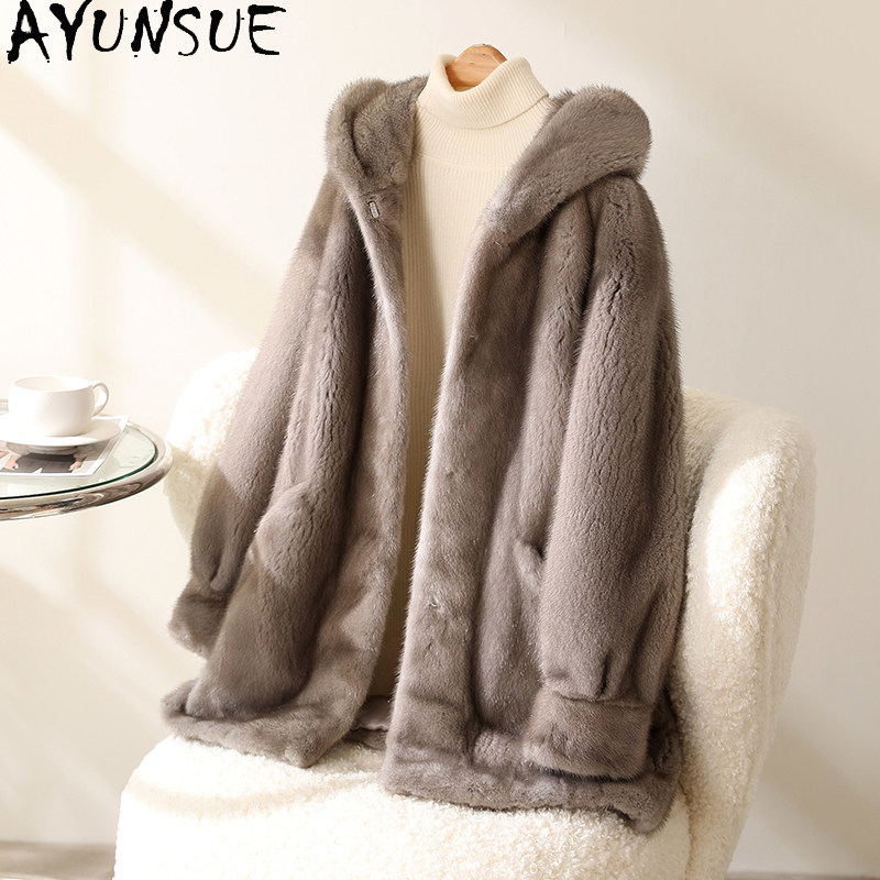 AYUSNUE Luxuriöser Natürlicher – Winter Clothing Label Bewertung und Preis